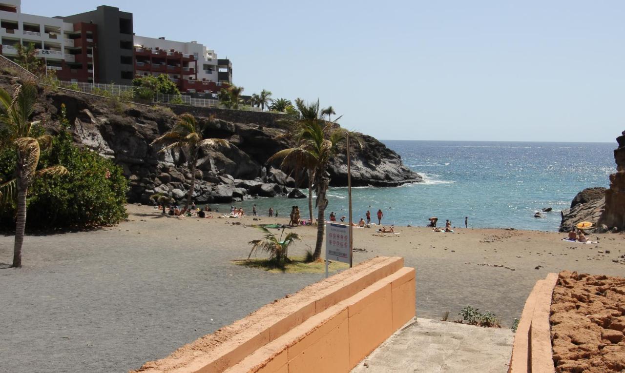 Everything You Need. All Right Here. Apartman Costa Adeje  Kültér fotó