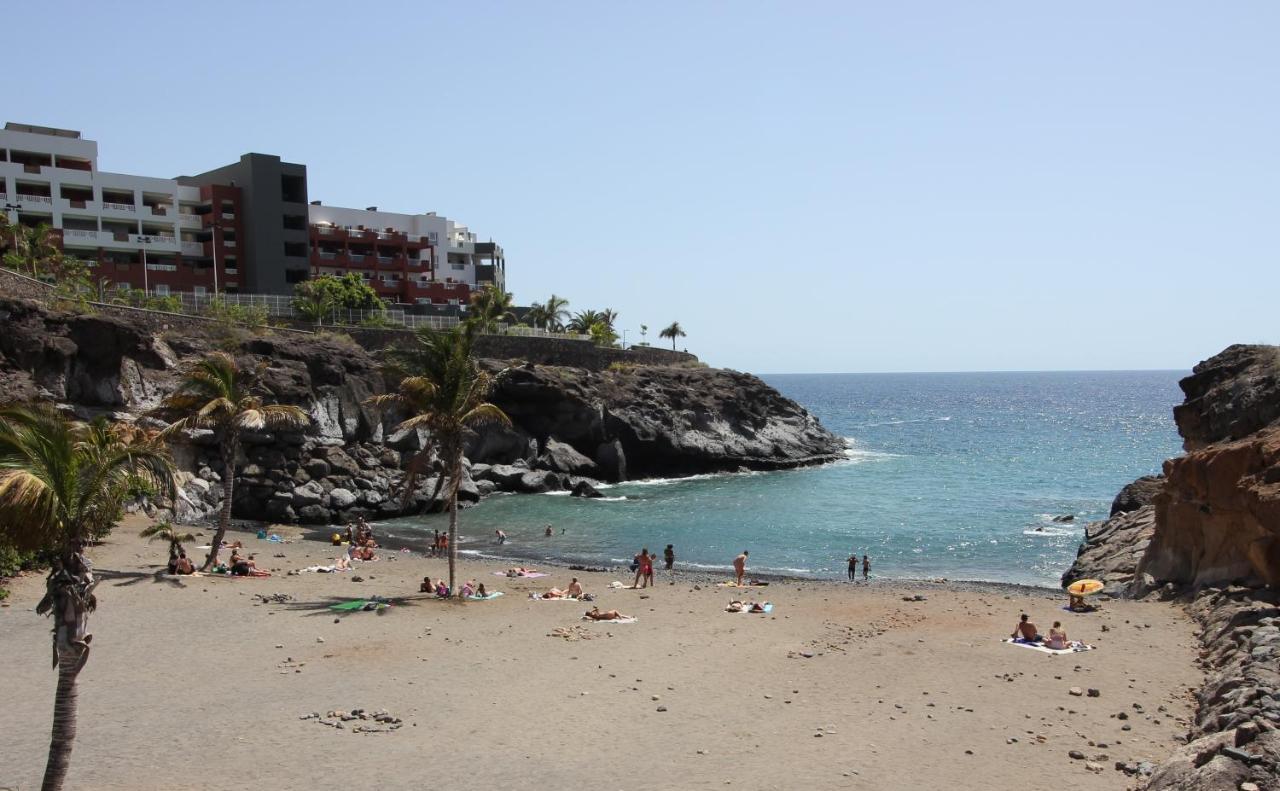 Everything You Need. All Right Here. Apartman Costa Adeje  Kültér fotó