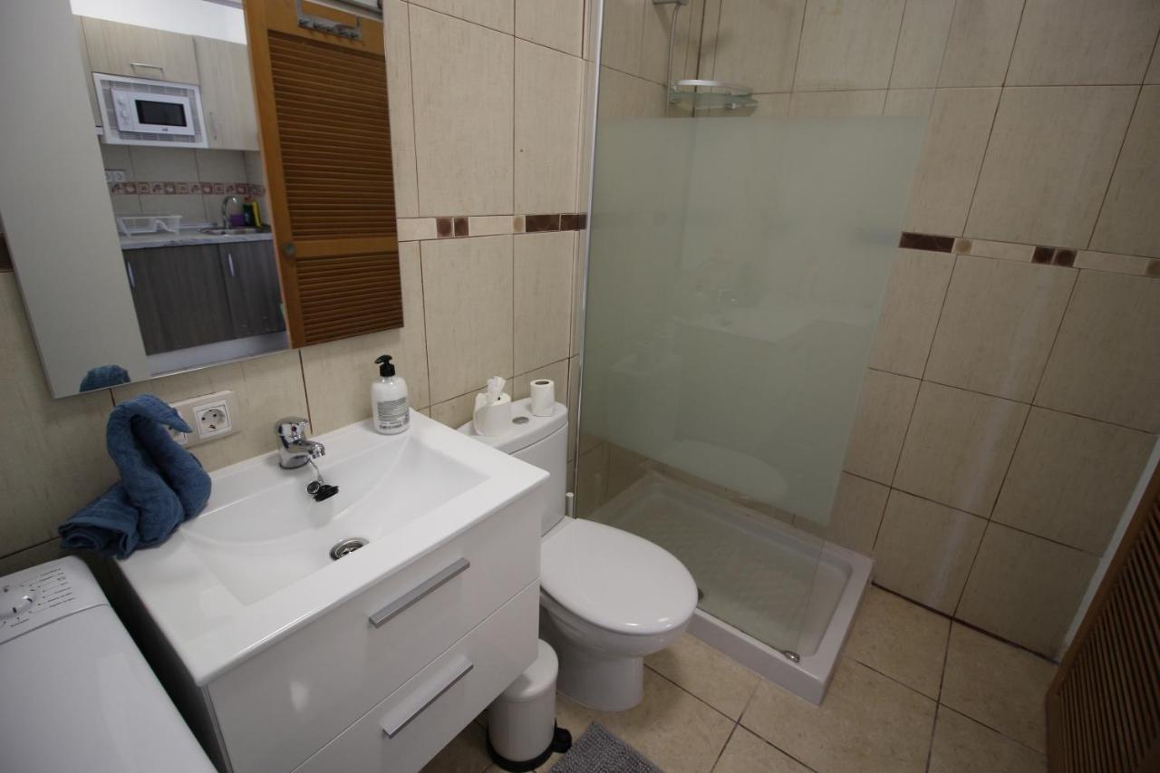 Everything You Need. All Right Here. Apartman Costa Adeje  Kültér fotó