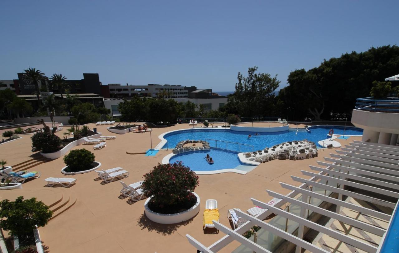 Everything You Need. All Right Here. Apartman Costa Adeje  Kültér fotó